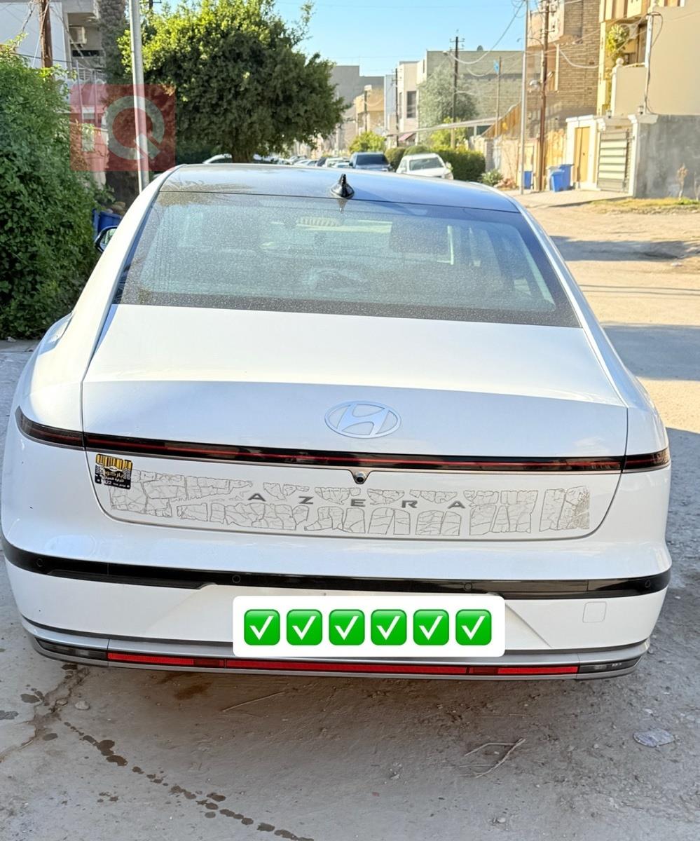 هيونداي أزيرا